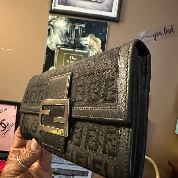 Vintage Fendi Zucca Canvas  Continental Wallet & Dust Bag - Picture 3 of 15